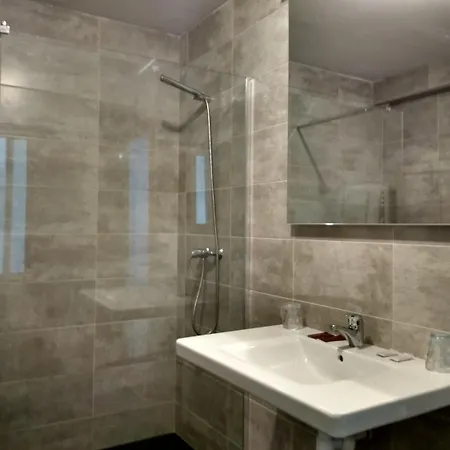 ゲストハウス Mara ア・コルーニャ